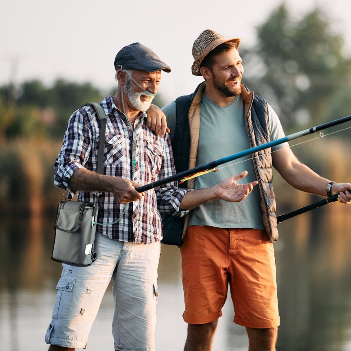 Ältere Person verwendet VARON VP-2 tragbaren Sauerstoffkonzentrator beim Angeln im Freien
