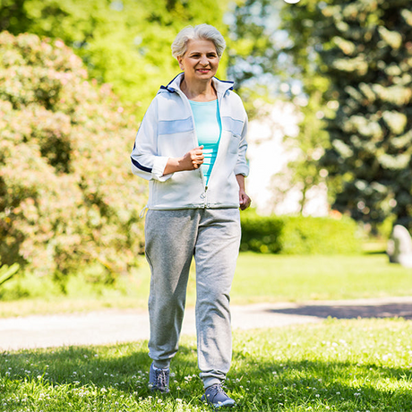 Vorteile eines kleinen tragbaren Sauerstoffkonzentrators für aktive Senioren in Deutschland