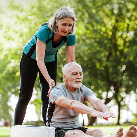 Tragbares Sauerstoffgerät vs. Sauerstoffgerät für zu Hause: Was ist besser für Sie?